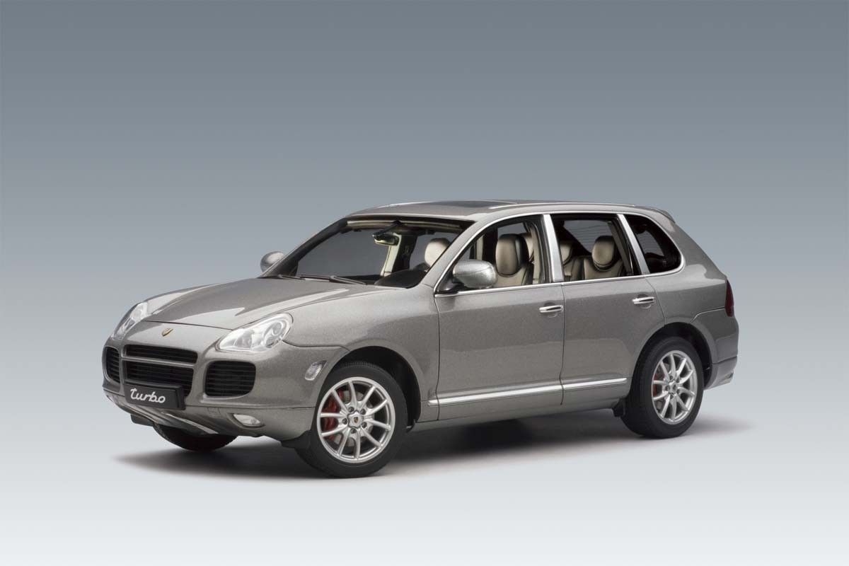 AutoArt 1/43 Porsche Cayenne Turbo Met Grey